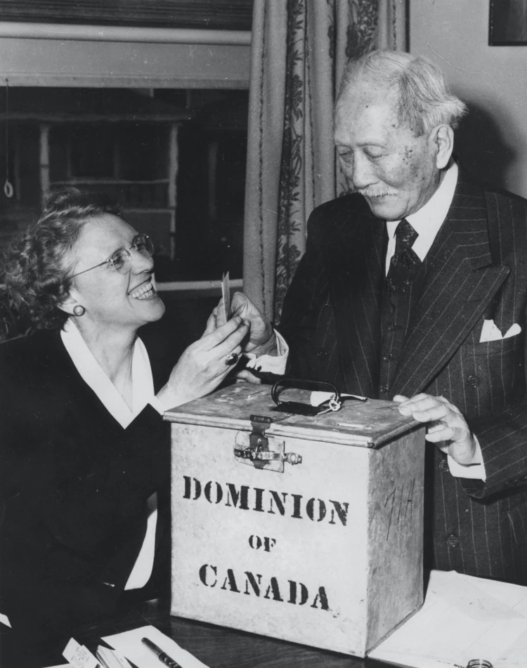 溫金有於1949年投下的第一張選票。(UBC Library Rare Books and Special Collections, RBSC-ARC-1153-BC-1848-9)